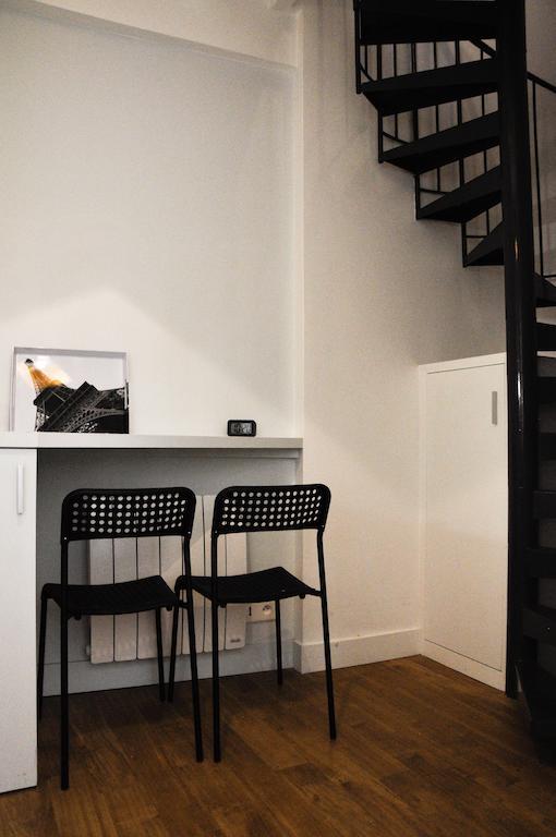 דירות פריז Duplex De Charme Au Coeur De Montmartre חדר תמונה